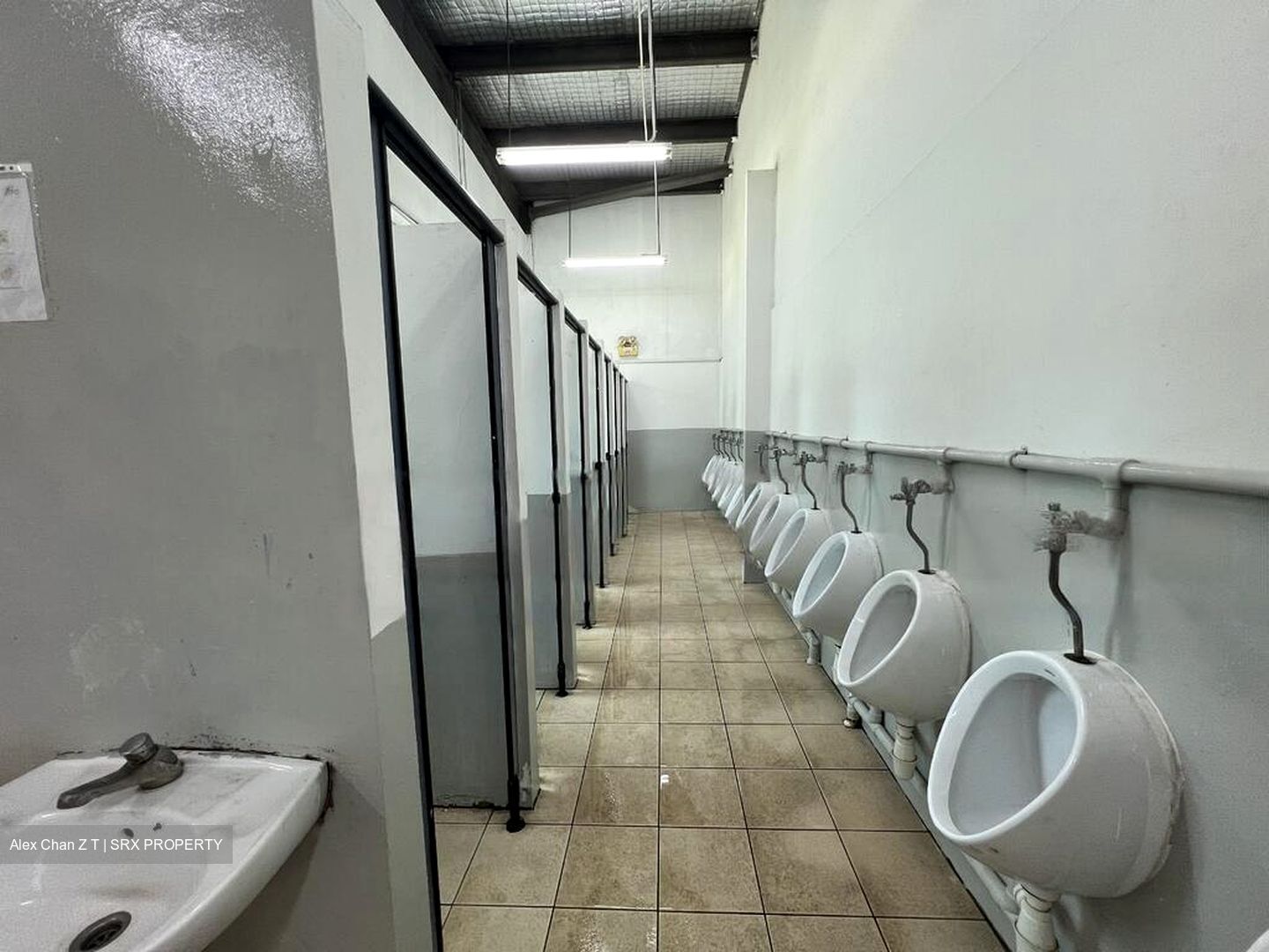 Kian Teck Dormitory (D22), Factory #578705381